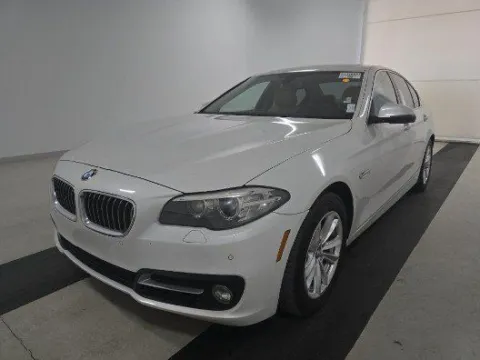 White 2015 BMW 5 Series 528i for sale in Plano, TX