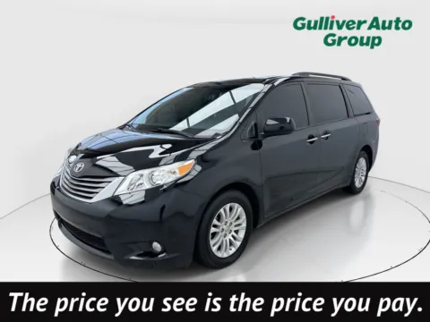 Black 2017 Toyota Sienna XLE for sale in Plano, TX