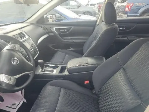 More photos of 2017 Nissan Altima 2.5 S at Gulliver Auto Group, TX