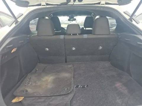 More photos of 2021 Toyota C-HR XLE at Gulliver Auto Group, TX