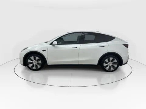More photos of 2022 Tesla Model Y Long Range at Gulliver Auto Group, TX