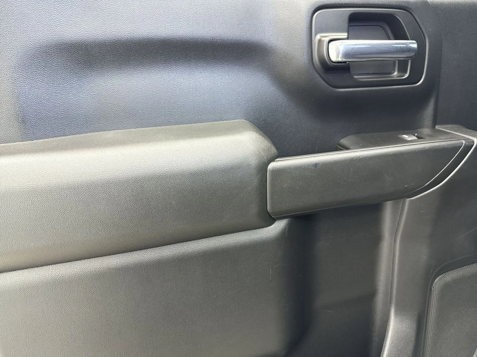 2020 Chevrolet Silverado 1500 LT - Photo 31