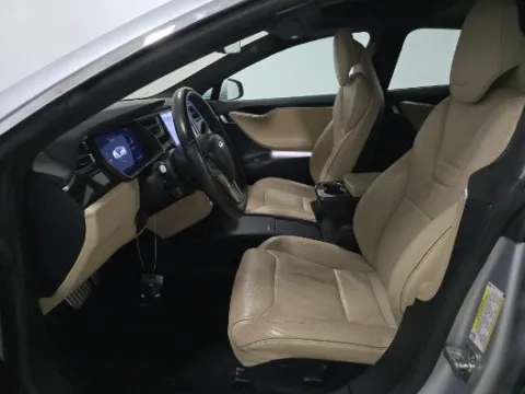 More photos of 2016 Tesla Model S P90D at Gulliver Auto Group, TX