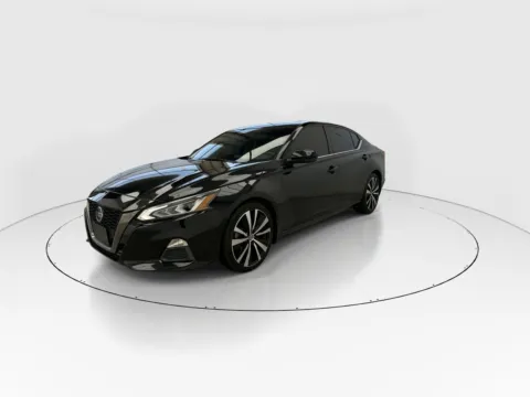 More photos of 2020 Nissan Altima 2.5 SR at Gulliver Auto Group, TX