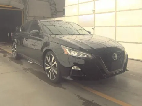 Another view of 2020 Nissan Altima 2.5 SR for sale in Plano, TX at Gulliver Auto Group