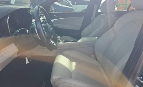 More photos of 2023 Genesis G70 2.0T at Gulliver Auto Group, TX