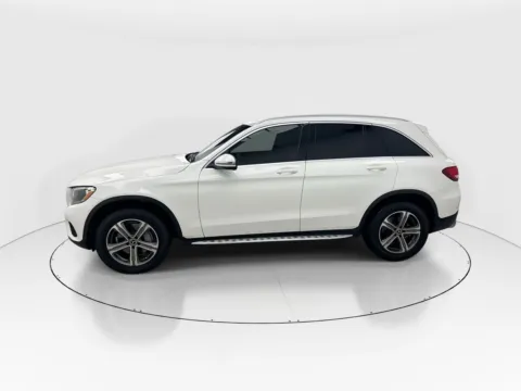 More photos of 2019 Mercedes-Benz GLC 300 at Gulliver Auto Group, TX