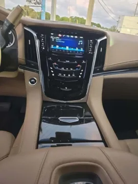 More photos of 2019 Cadillac Escalade Platinum Edition at Gulliver Auto Group, TX