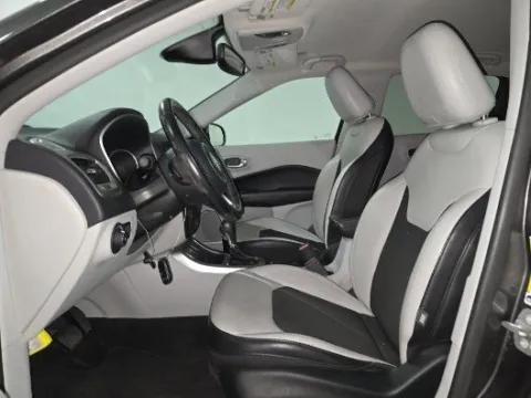 More photos of 2019 Jeep Compass Latitude at Gulliver Auto Group, TX