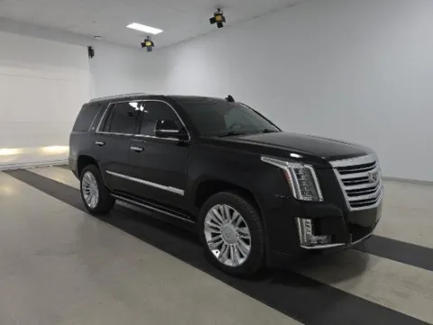 Another view of 2019 Cadillac Escalade Platinum Edition for sale in Plano, TX at Gulliver Auto Group