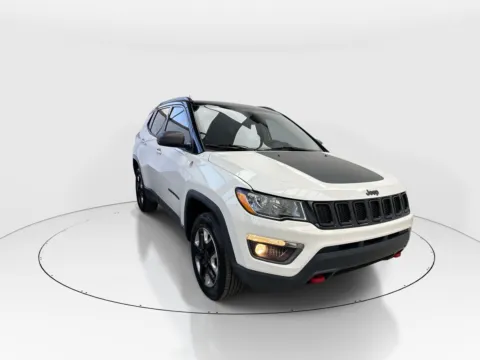Photos of 2018 Jeep Compass Trailhawk for sale in Plano, TX at Gulliver Auto Group