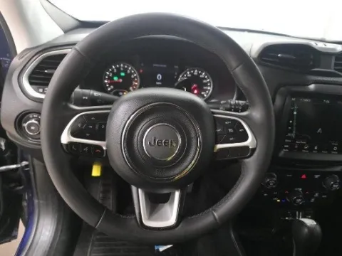 More photos of 2020 Jeep Renegade Latitude at Gulliver Auto Group, TX