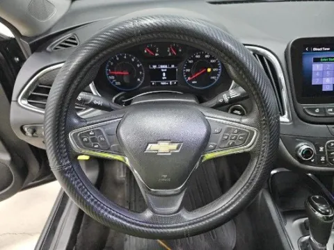 More photos of 2020 Chevrolet Malibu LT at Gulliver Auto Group, TX