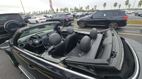 More photos of 2019 Volkswagen Beetle Convertible 2.0T SE at Gulliver Auto Group, TX