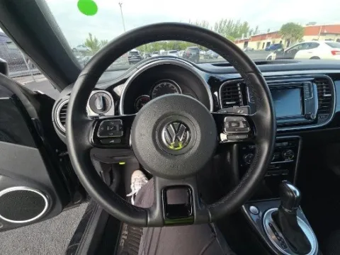 More photos of 2019 Volkswagen Beetle Convertible 2.0T SE at Gulliver Auto Group, TX