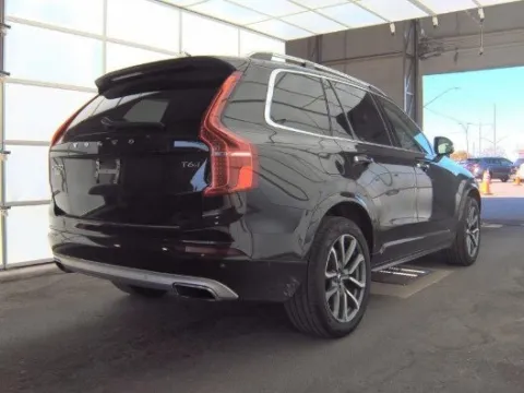 Photos of 2019 Volvo XC90 T6 Momentum for sale in Plano, TX at Gulliver Auto Group
