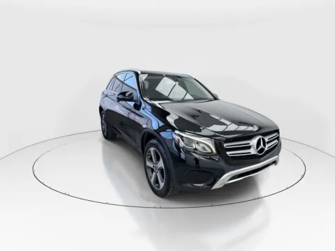 Photos of 2019 Mercedes-Benz GLC 300 for sale in Plano, TX at Gulliver Auto Group