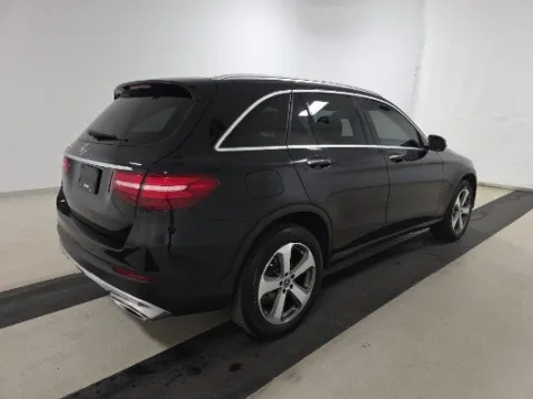 Photos of 2019 Mercedes-Benz GLC 300 for sale in Plano, TX at Gulliver Auto Group