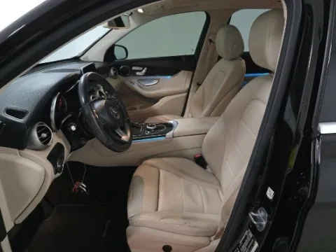More photos of 2019 Mercedes-Benz GLC 300 at Gulliver Auto Group, TX