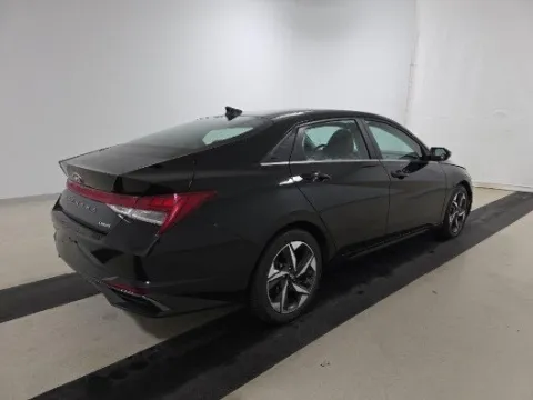 Photos of 2022 Hyundai Elantra Limited for sale in Plano, TX at Gulliver Auto Group