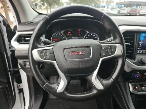 More photos of 2020 GMC Acadia SLT at Gulliver Auto Group, TX