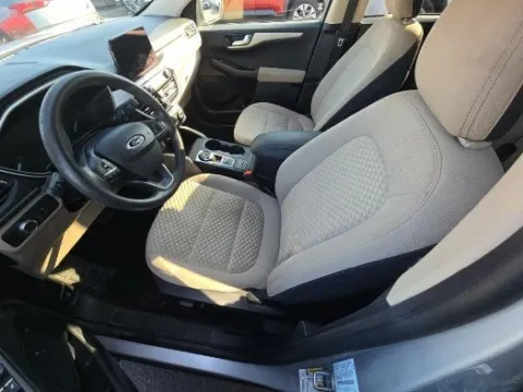 More photos of 2020 Ford Escape SE at Gulliver Auto Group, TX