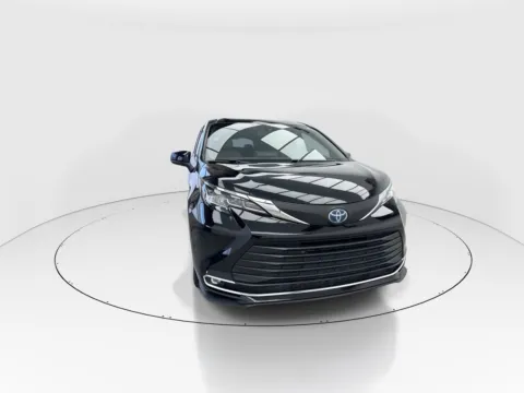 Another view of 2021 Toyota Sienna XLE for sale in Plano, TX at Gulliver Auto Group