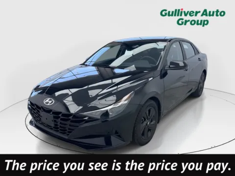 Black 2023 Hyundai Elantra SEL for sale in Plano, TX