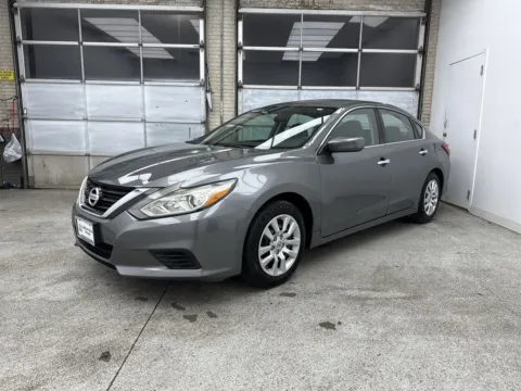 More photos of 2016 Nissan Altima 2.5 S at Gulliver Auto Group, TX