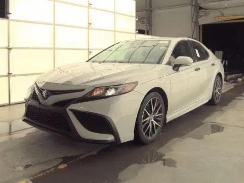 Silver 2022 Toyota Camry SE for sale in Plano, TX