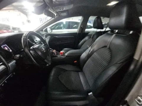 More photos of 2022 Toyota Camry SE at Gulliver Auto Group, TX
