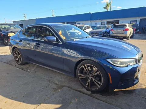 Blue 2022 BMW 3 Series 330i for sale in Plano, TX