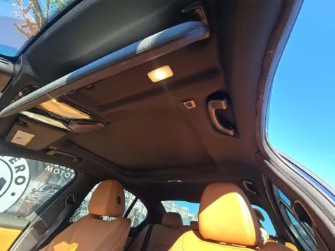 More photos of 2022 BMW 3 Series 330i at Gulliver Auto Group, TX