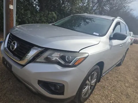 Silver 2018 Nissan Pathfinder SV for sale in Plano, TX