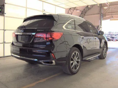 Photos of 2018 Acura MDX 3.5L for sale in Plano, TX at Gulliver Auto Group