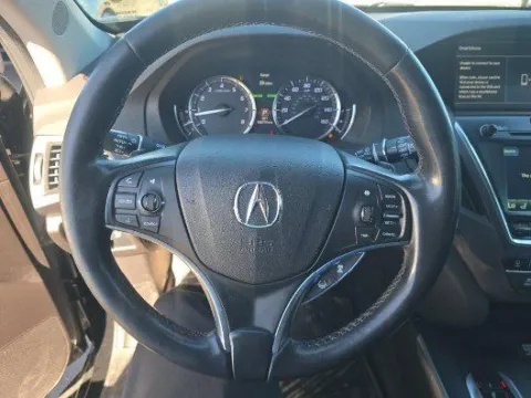 More photos of 2018 Acura MDX 3.5L at Gulliver Auto Group, TX