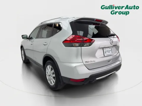 More photos of 2017 Nissan Rogue SV at Gulliver Auto Group, TX