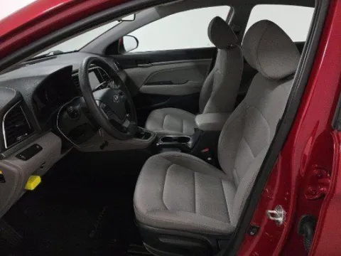 More photos of 2017 Hyundai Elantra SE at Gulliver Auto Group, TX