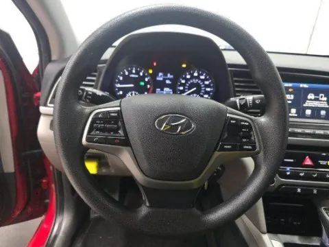 More photos of 2017 Hyundai Elantra SE at Gulliver Auto Group, TX