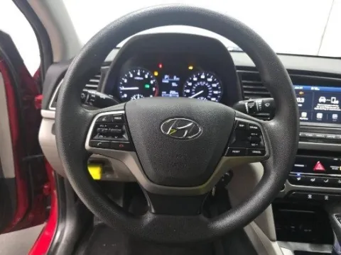More photos of 2017 Hyundai Elantra SE at Gulliver Auto Group, TX