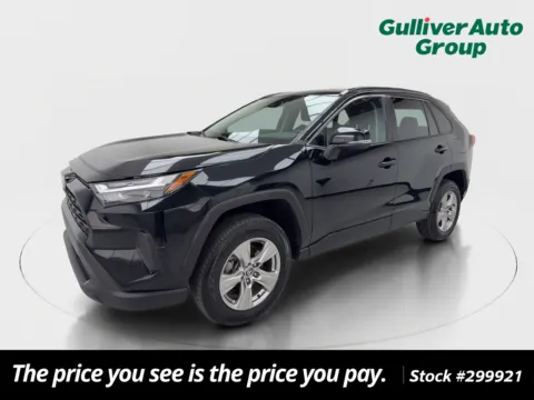 Black 2022 Toyota RAV4 XLE for sale in Plano, TX