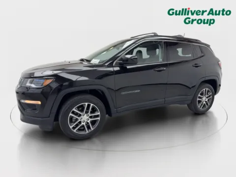 Photos of 2018 Jeep Compass Latitude for sale in Plano, TX at Gulliver Auto Group