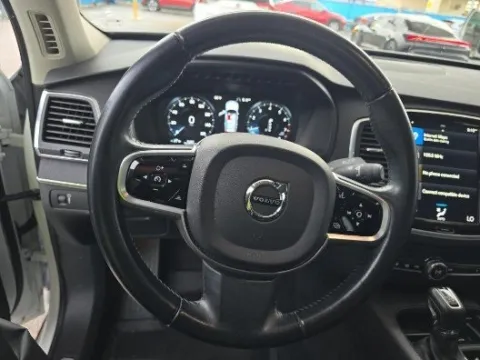 More photos of 2020 Volvo XC90 T5 Momentum at Gulliver Auto Group, TX
