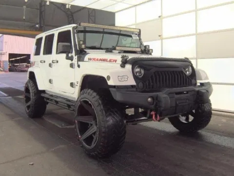 More photos of 2016 Jeep Wrangler Unlimited Sahara at Gulliver Auto Group, TX