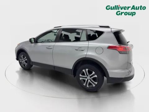 More photos of 2016 Toyota RAV4 LE at Gulliver Auto Group, TX
