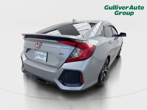 More photos of 2017 Honda Civic Si at Gulliver Auto Group, TX