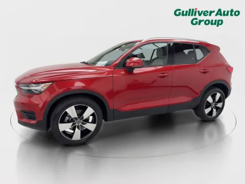 Photos of 2019 Volvo XC40 Momentum for sale in Plano, TX at Gulliver Auto Group