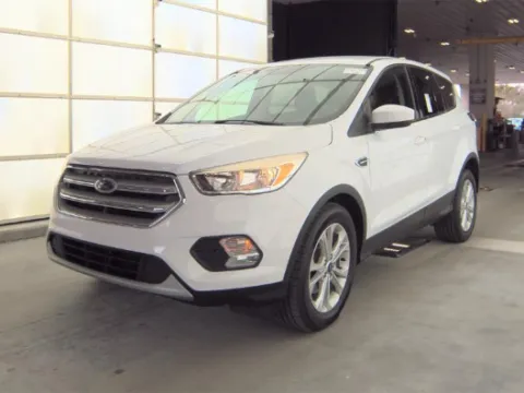 White 2019 Ford Escape SE for sale in Plano, TX