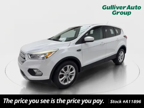 White 2019 Ford Escape SE for sale in Plano, TX