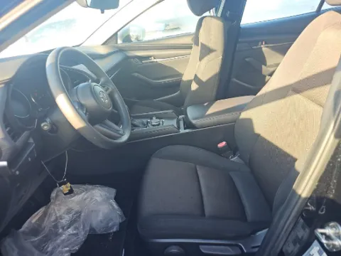 More photos of 2020 Mazda Mazda3 at Gulliver Auto Group, TX